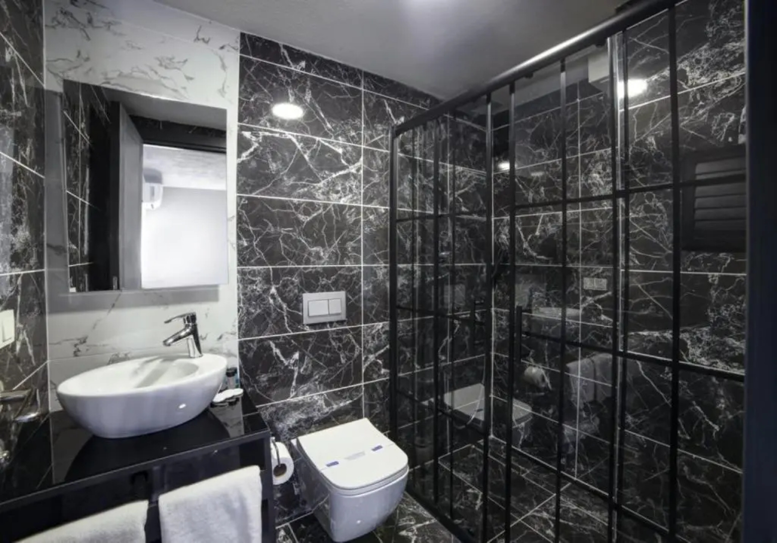 Seya Suites Hotel