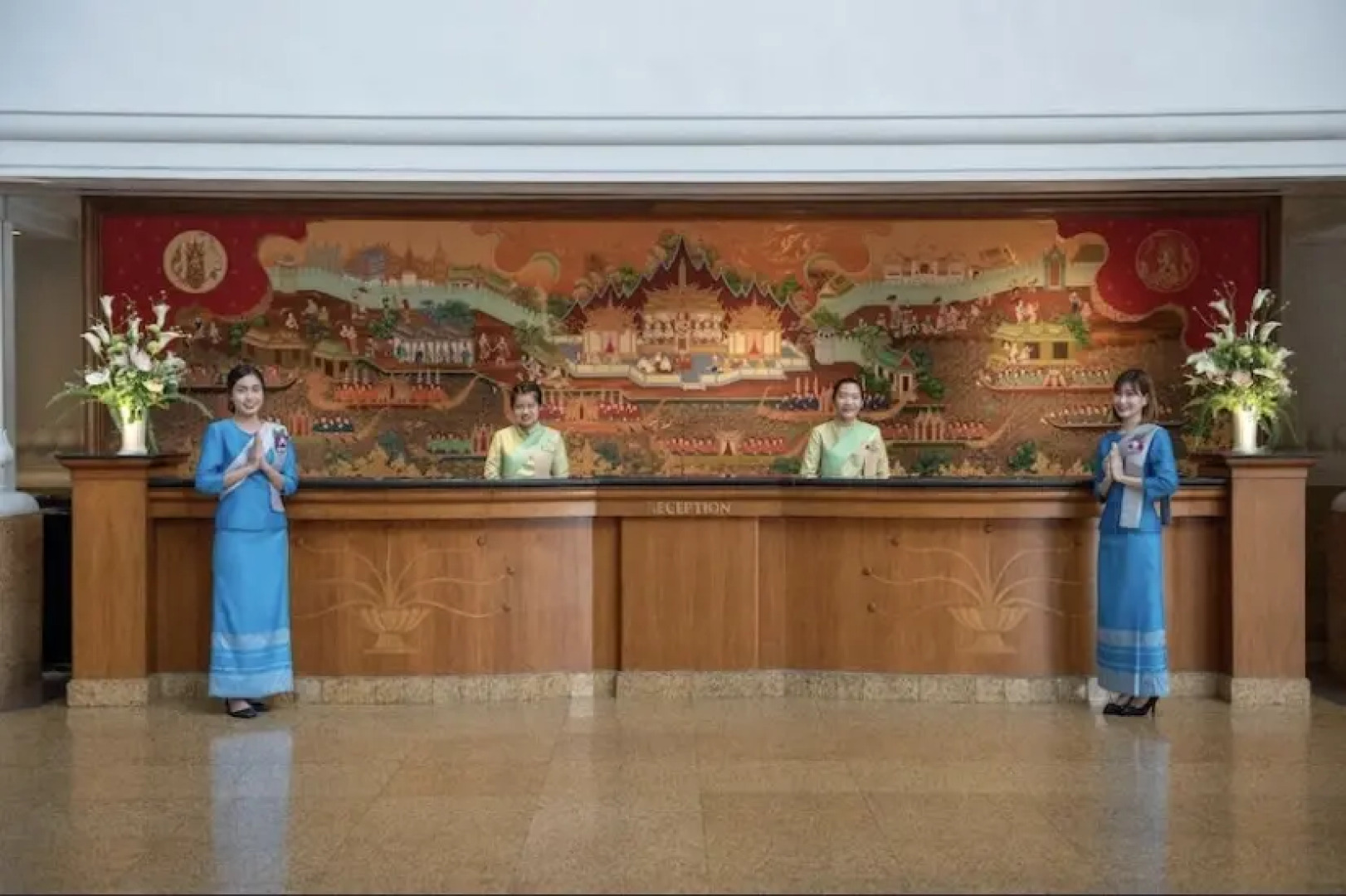 Отель Montien Riverside Hotel Bangkok