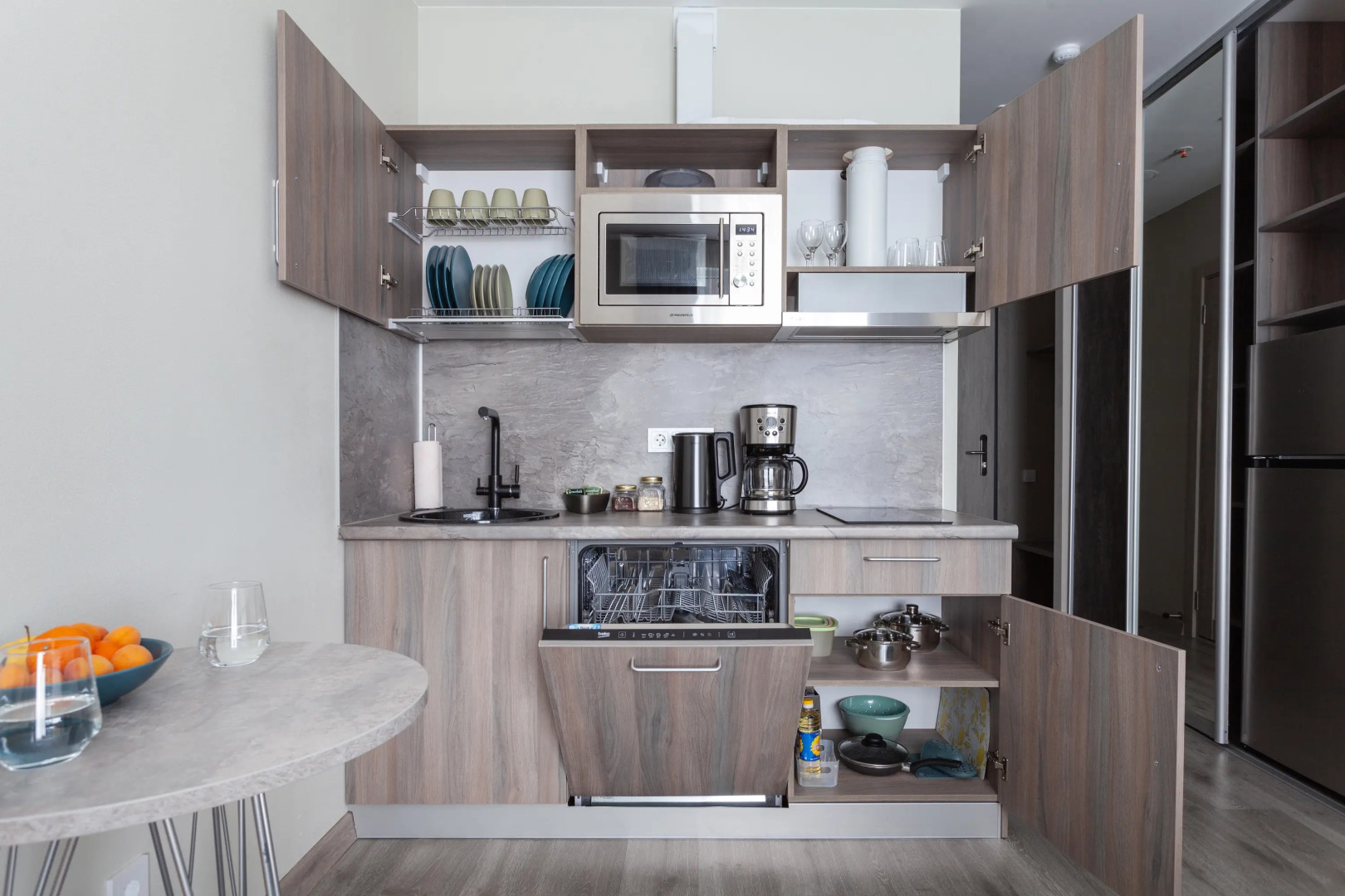 Квартира V Apartments в скандинавском стиле в 15 минутах от Пулково