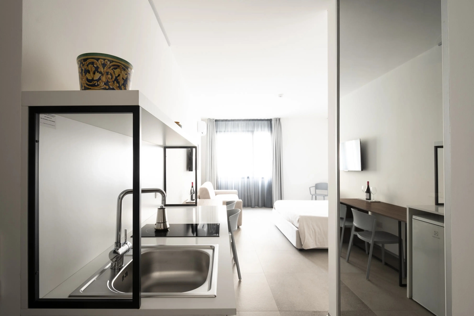 Отель Alkamuri Posh Hotel