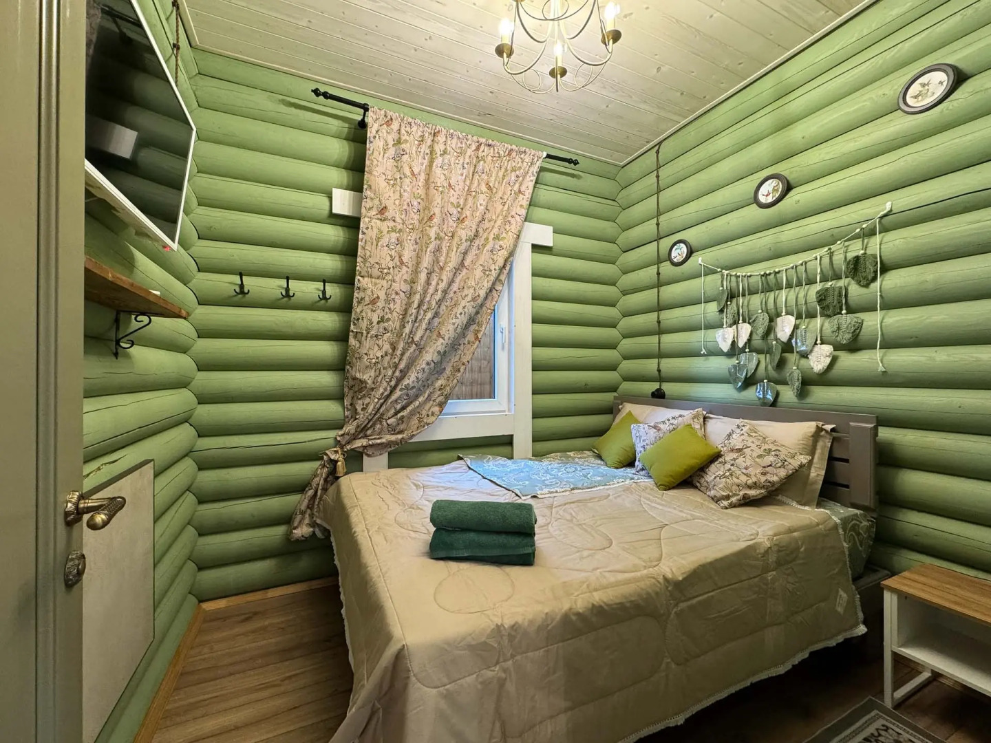 Частный дом У друзей сруб