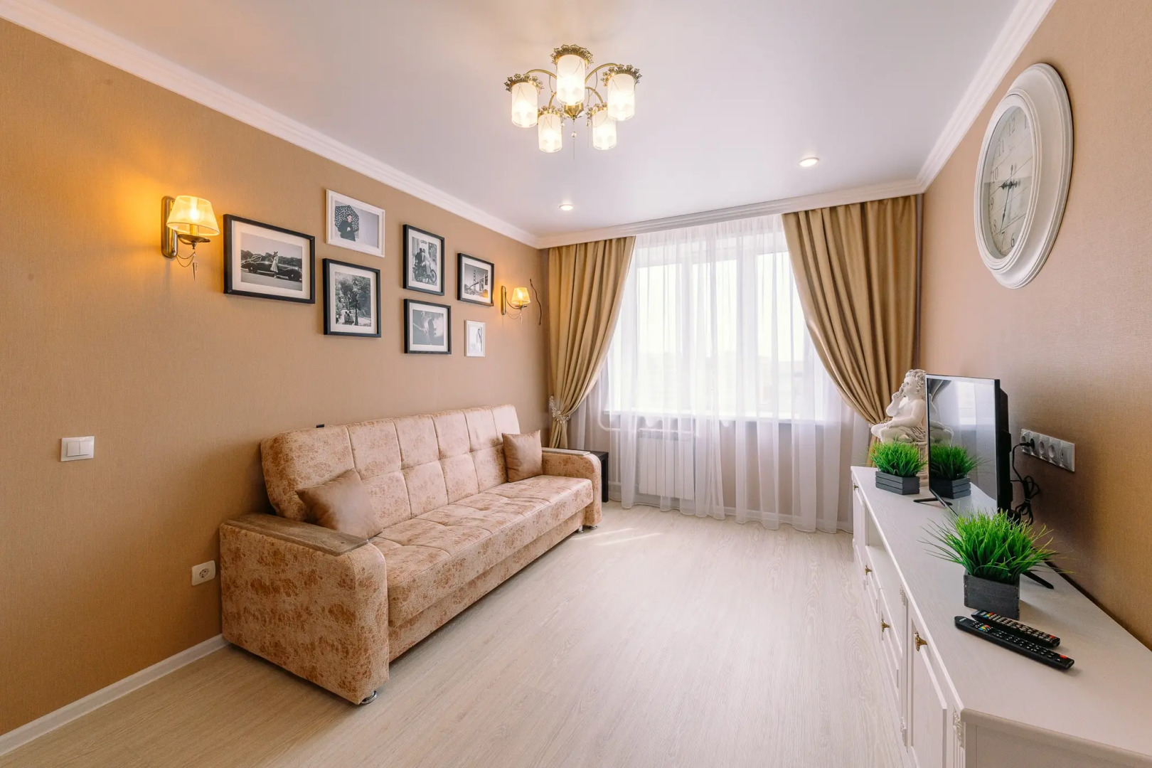 Апартаменты Любимый дом на Антонова 74