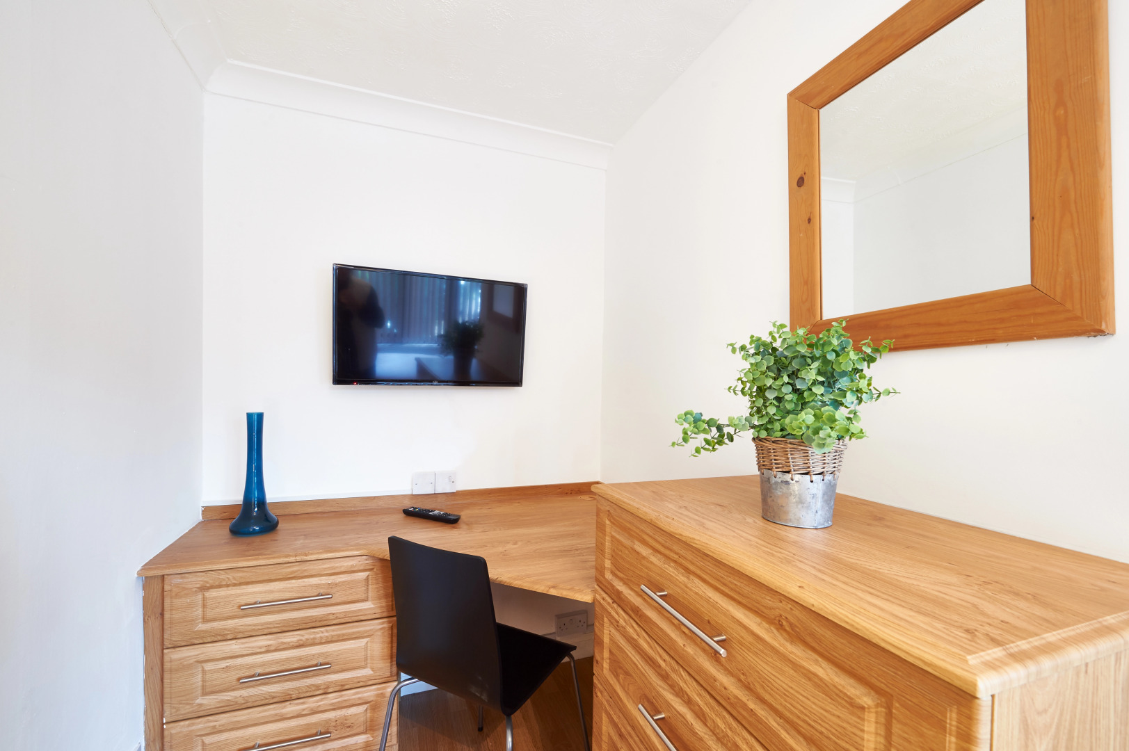 Гостевой Дом Furzton Serviced Houses - Shortstay MK