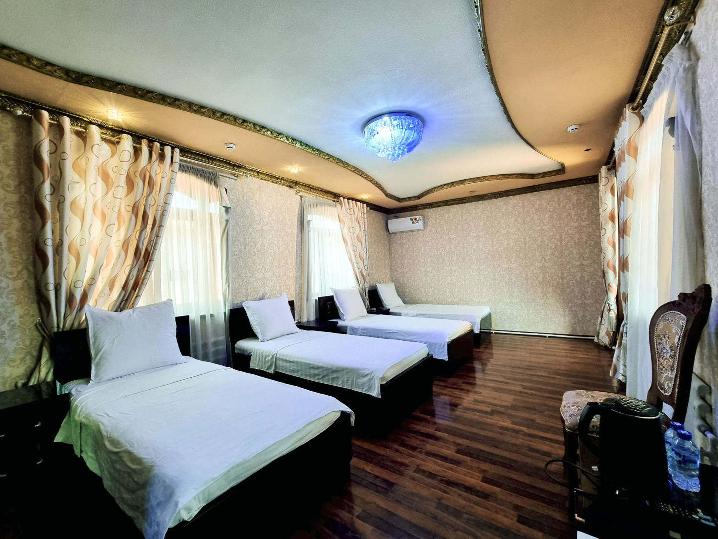 Отель Shahram Plus