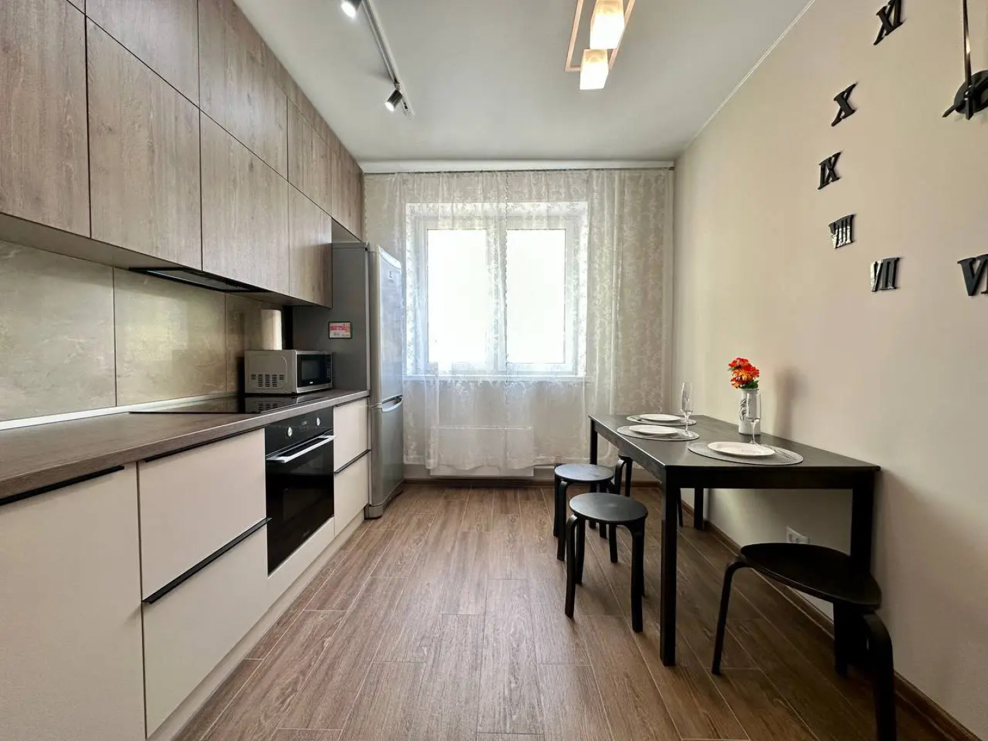 Квартира Двухкомнатная Приморский 61