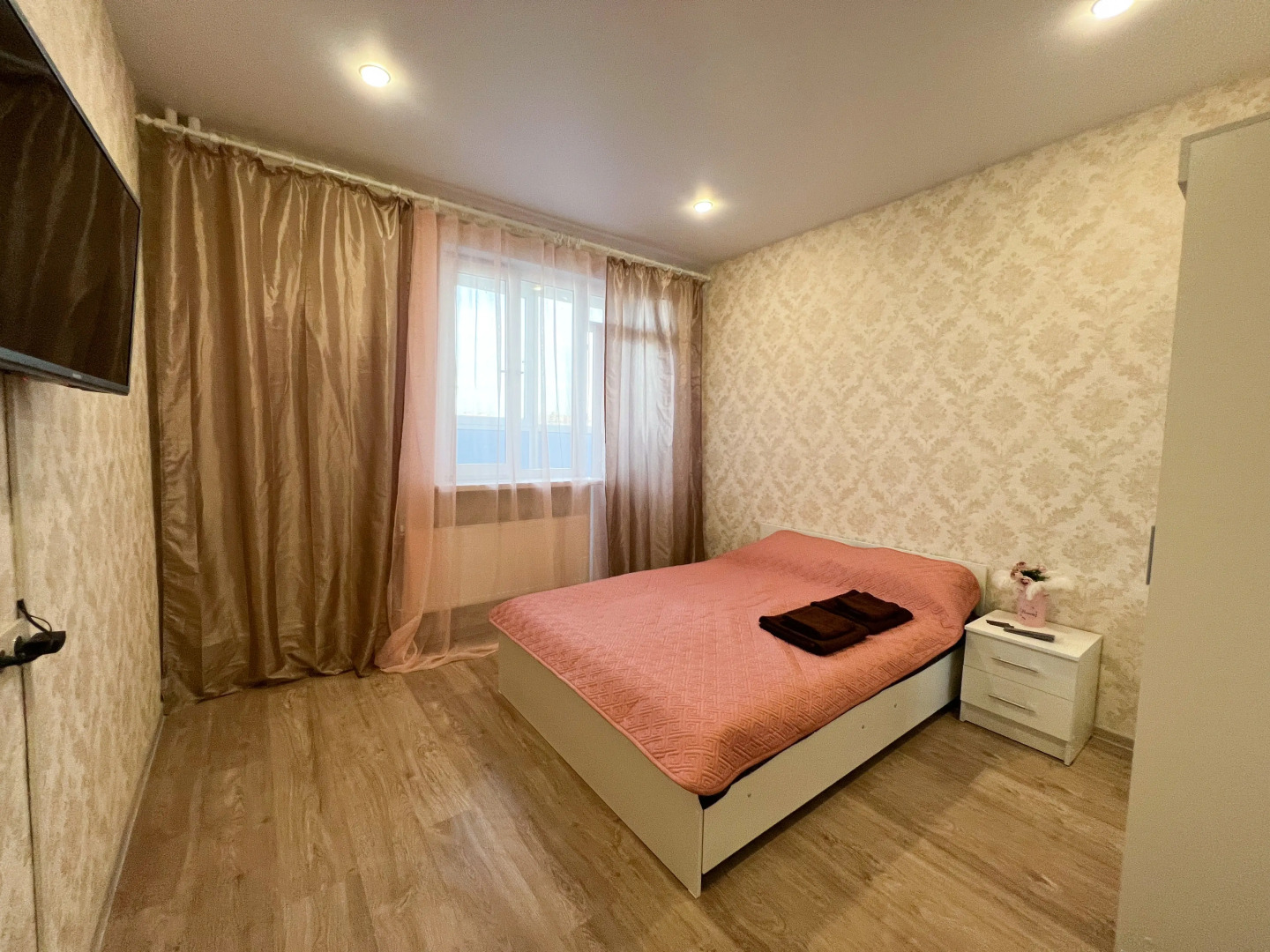 Апартаменты однокомнатные на улице Октябрьской