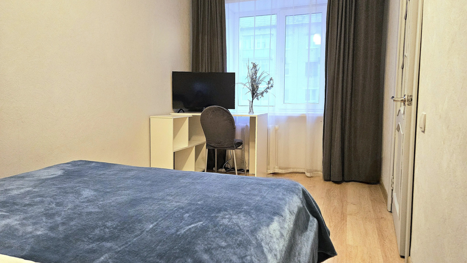 Квартира Двухкомнатная квартира-студия