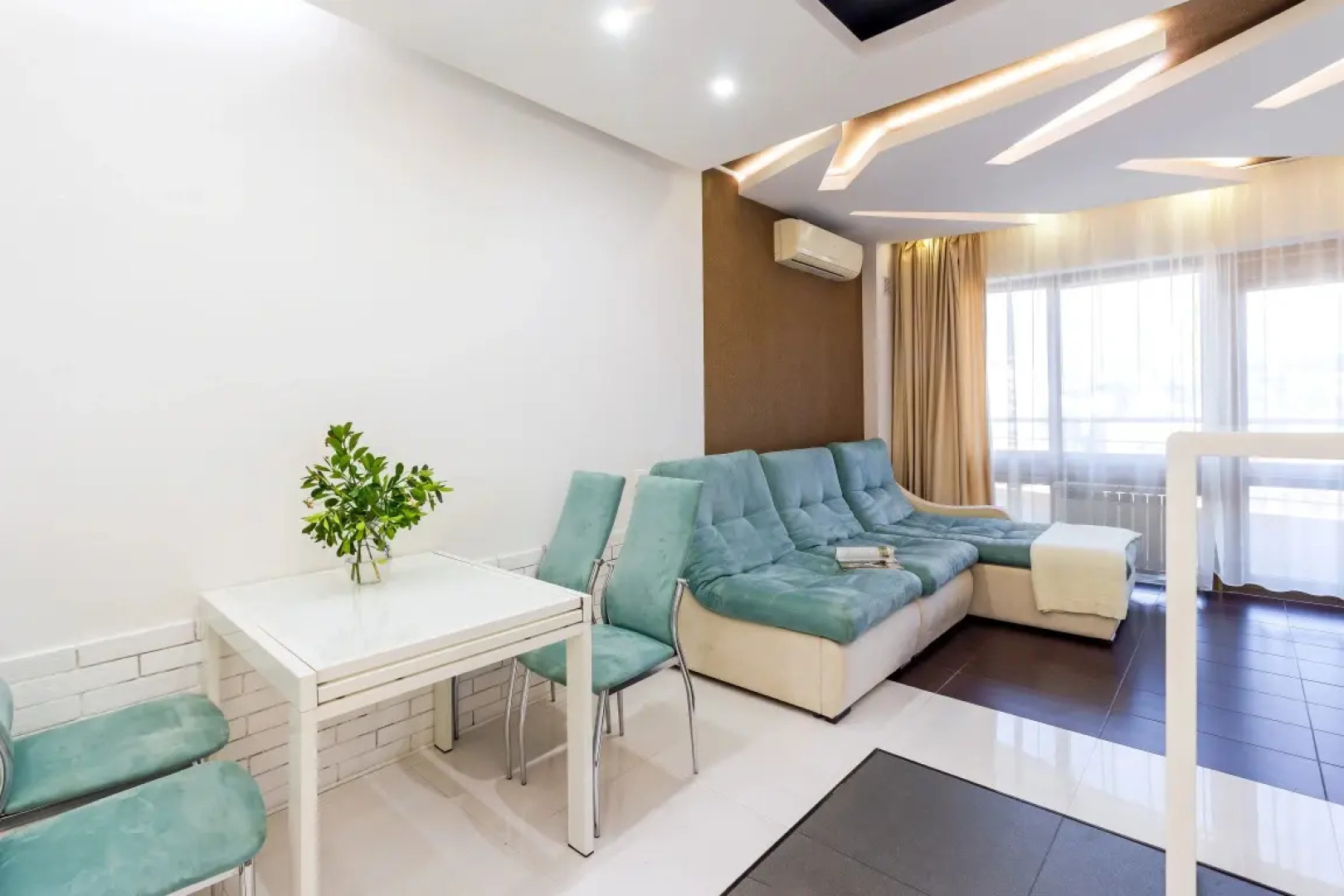 Квартира на Несебрской 5