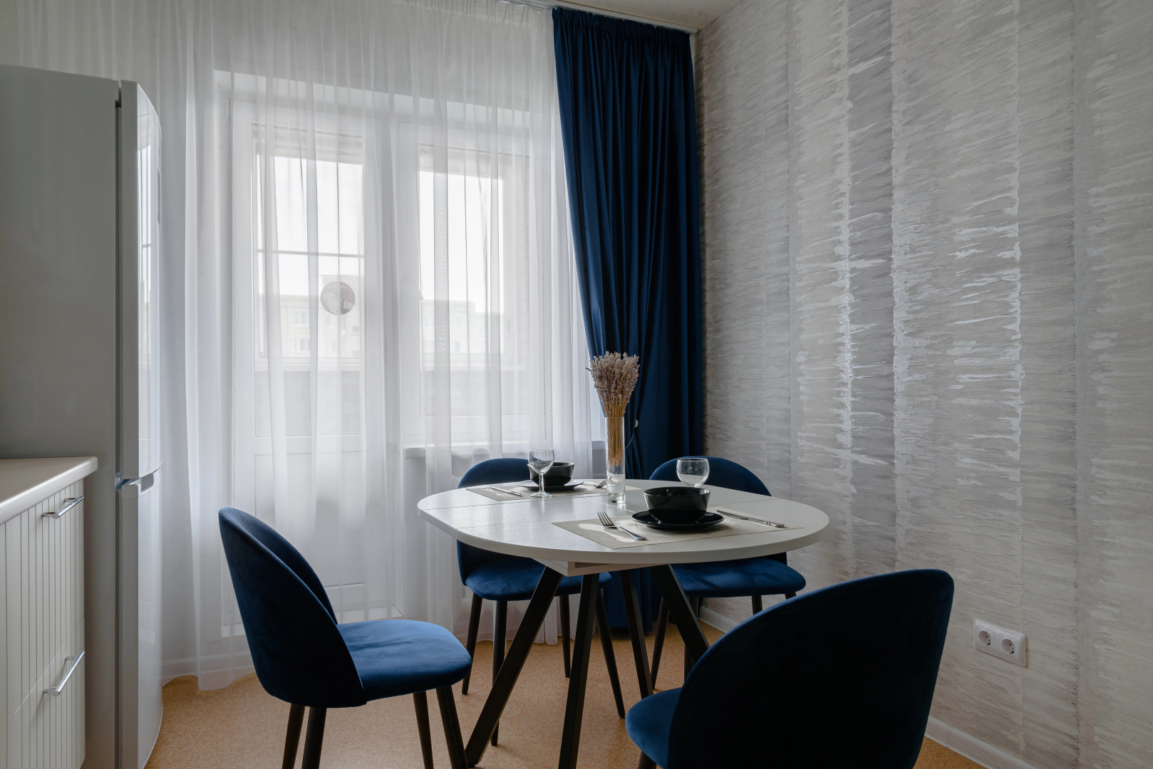 Апартаменты для Вас на Комиссарова