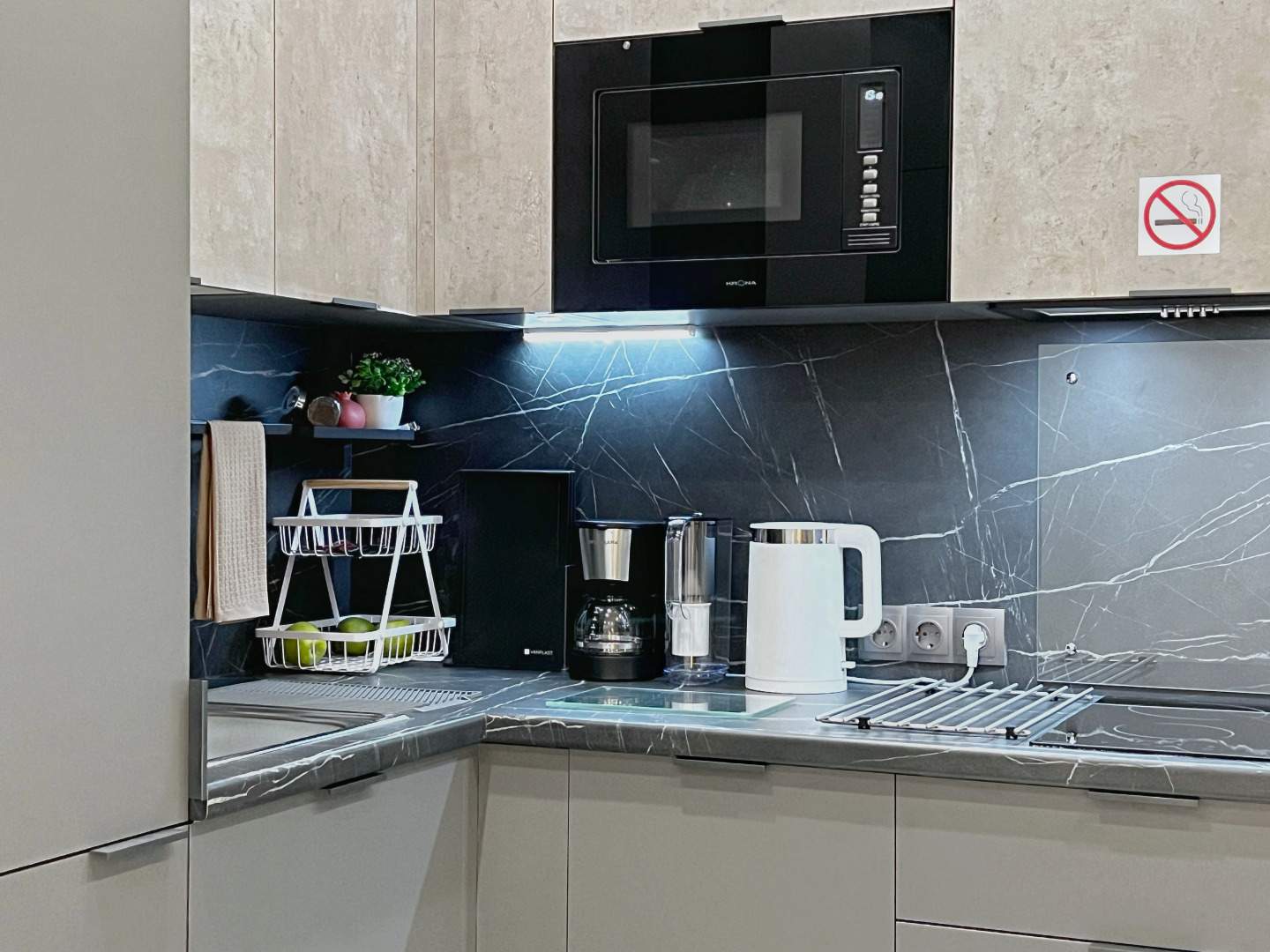 Апартаменты Granada Новая Cтудия в центральной части города на Набережной Обводного канала