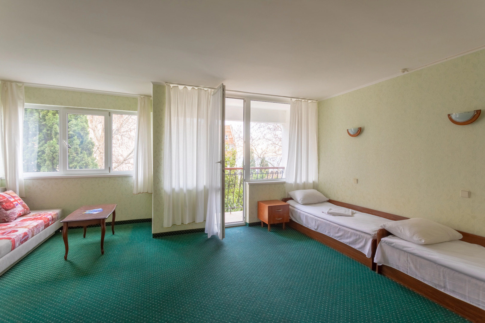 Отель Чайка