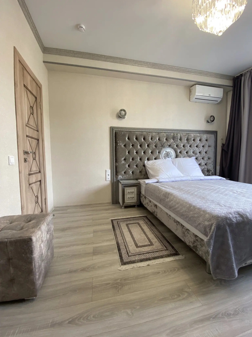 Апартаменты Капри Хаус Ленина 219/4 (1)