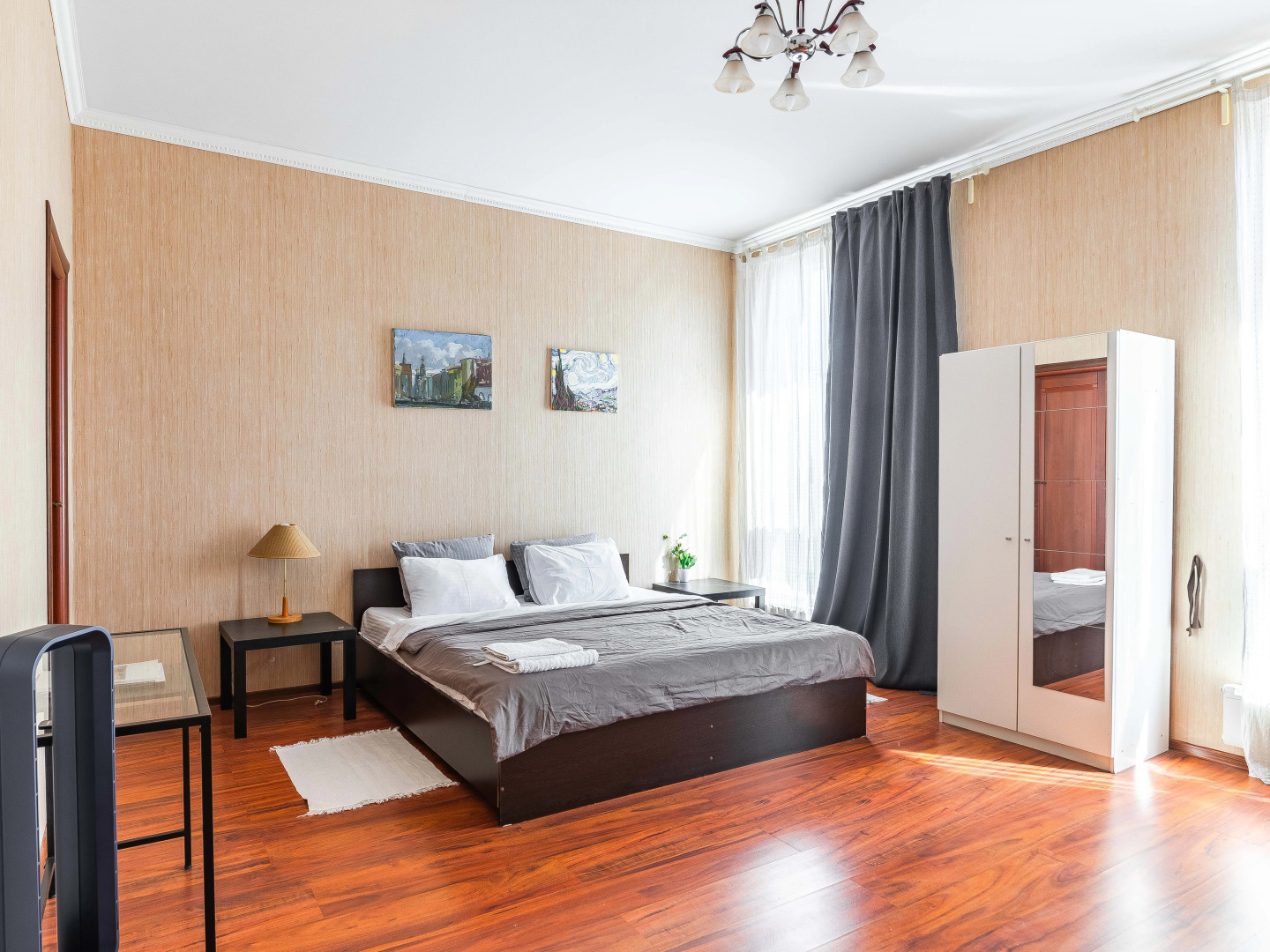 Квартира У Ростральных Колонн