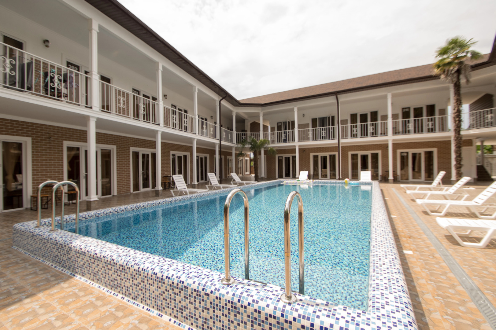 Отель Rodnik Village&Spa