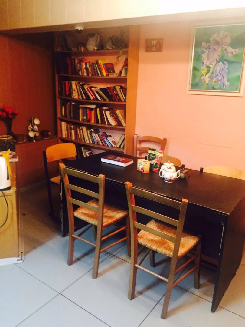 Gnezdo Mira Hostel
