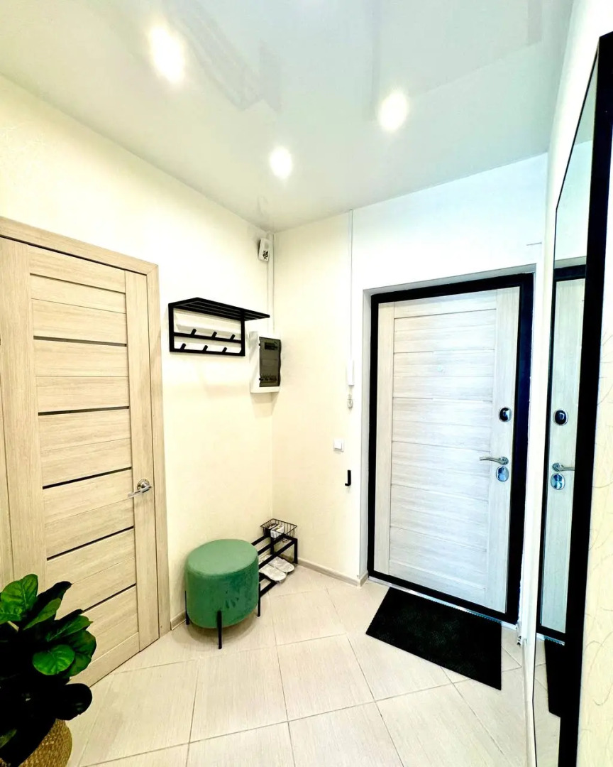 Апартаменты На Бурнаковке 93