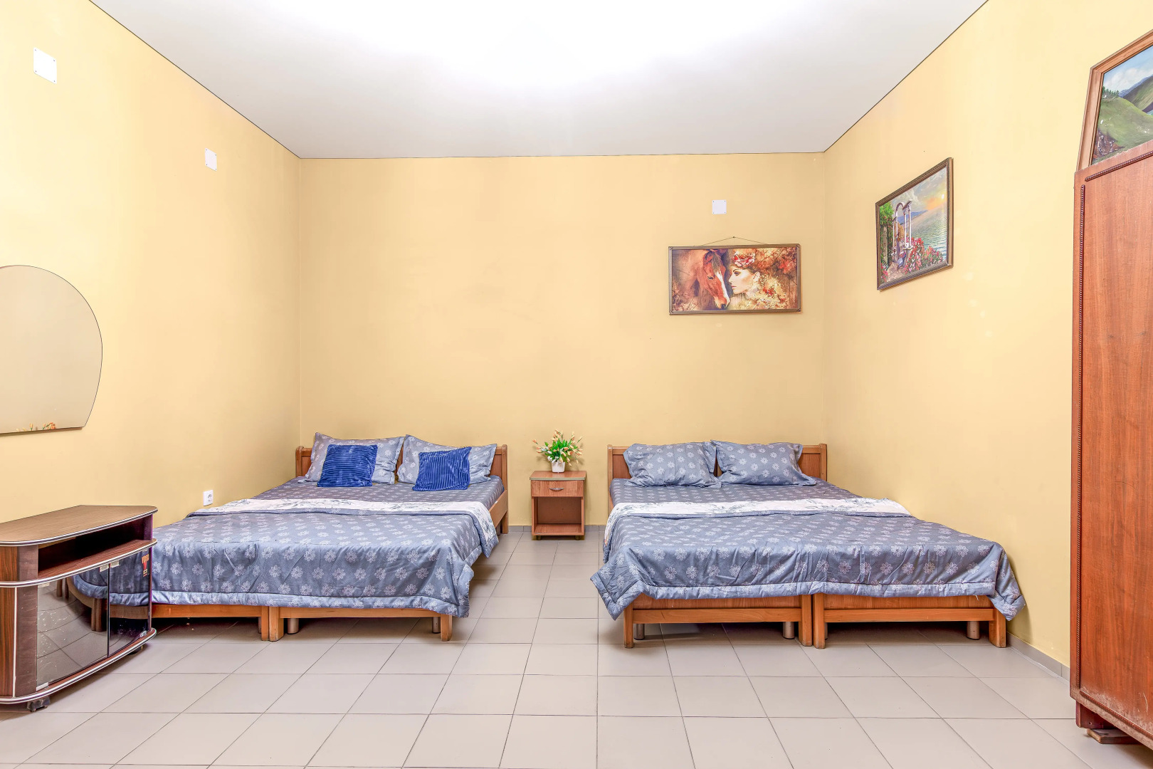 Частный дом с огороженной территорией от посторонних глаз