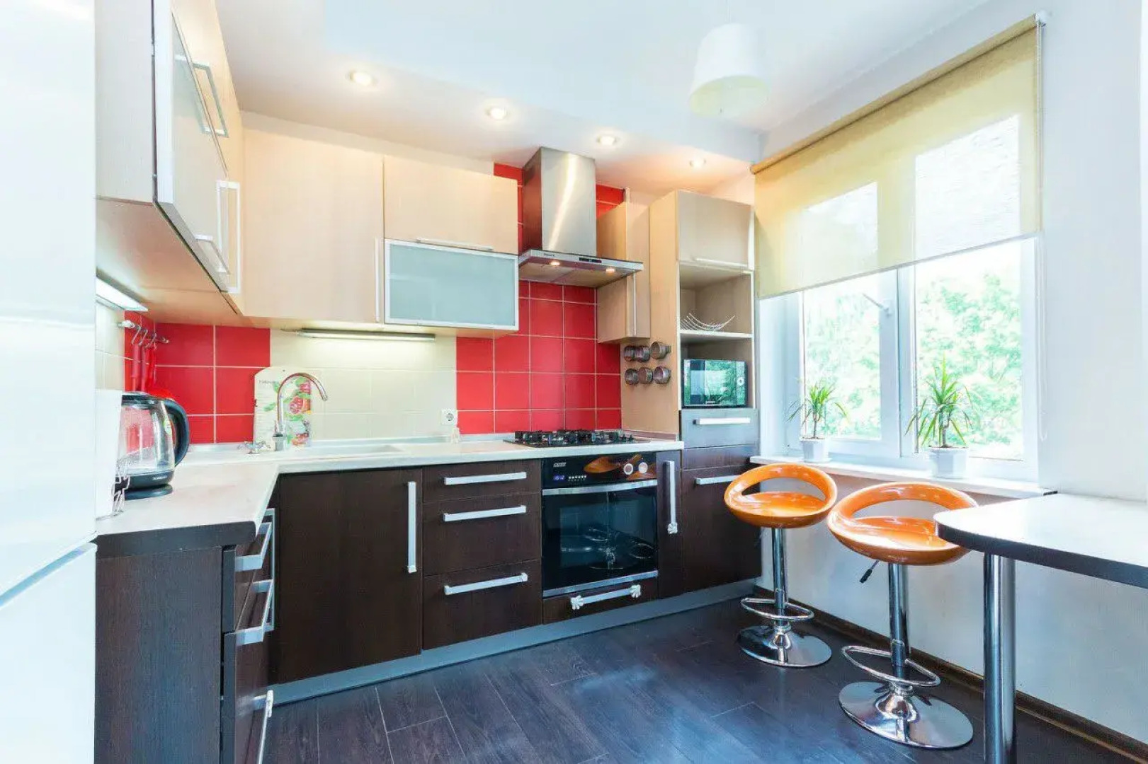 Апартаменты ТРЕХКОМНАТНЫЕ В 10 МИНУТАХ ОТ ЦЕНТРА