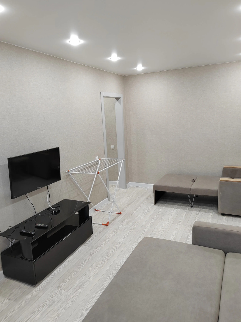 Квартира Суворова 2