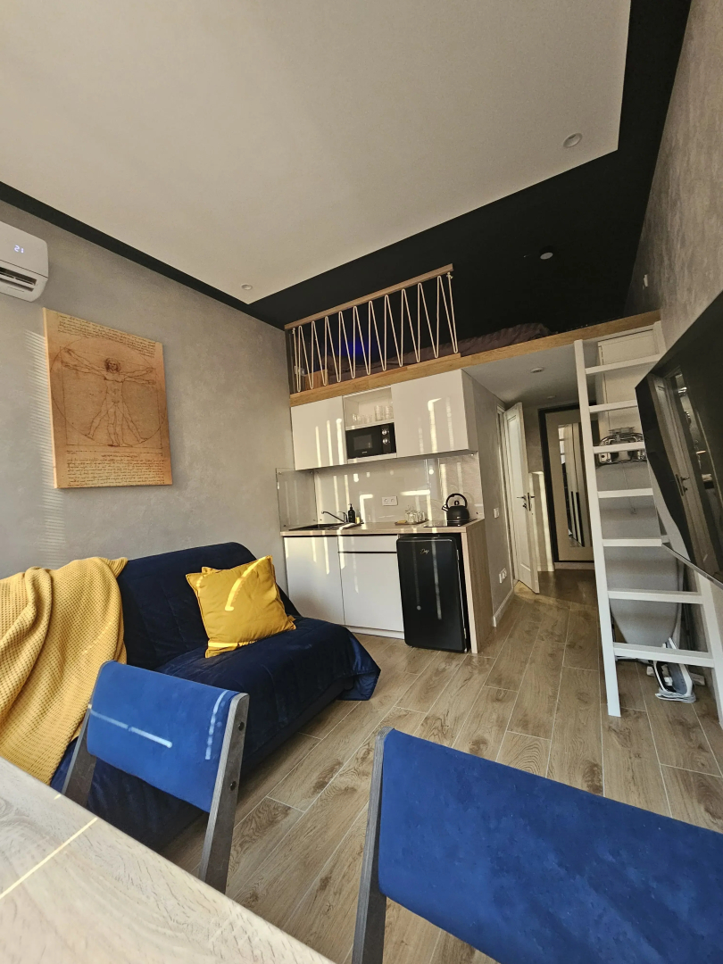 Апартаменты Метрополь Люкс Лофт