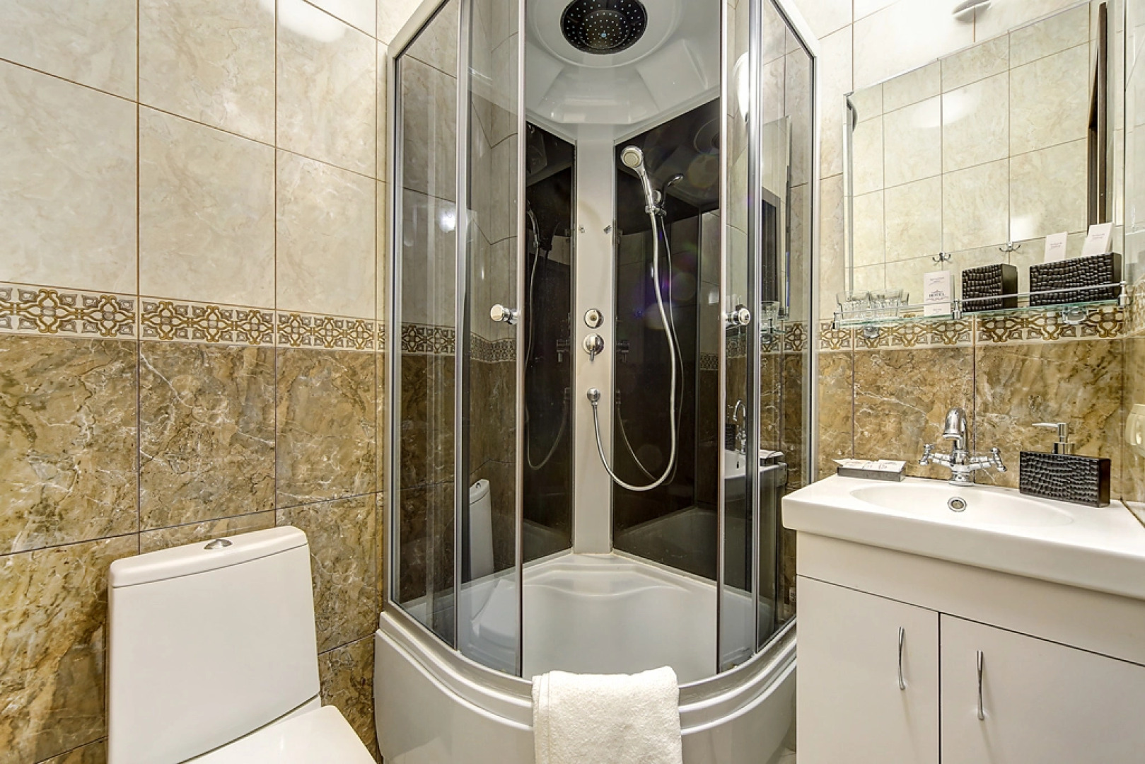 Гостевые комнаты на Марата, 8, кв. 5.