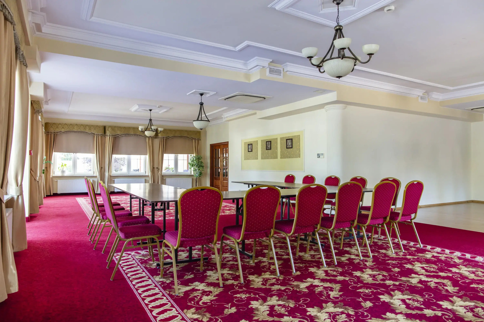 Отель Arkadia Royal