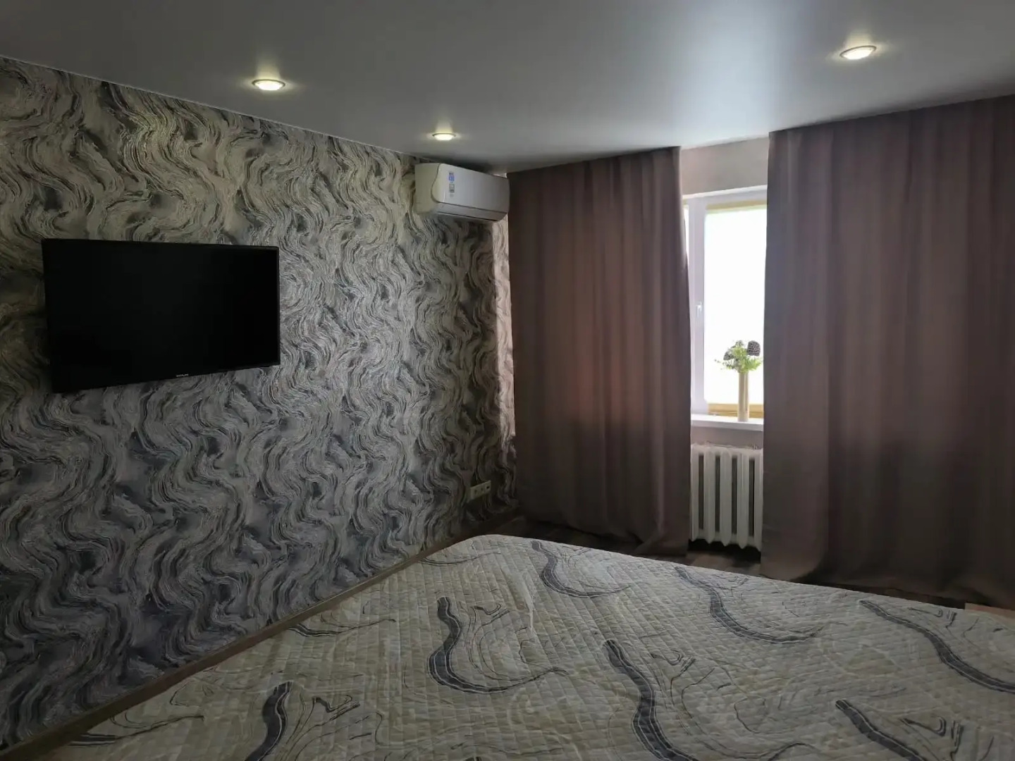 Квартира Двухкомнатная в центре ФМР