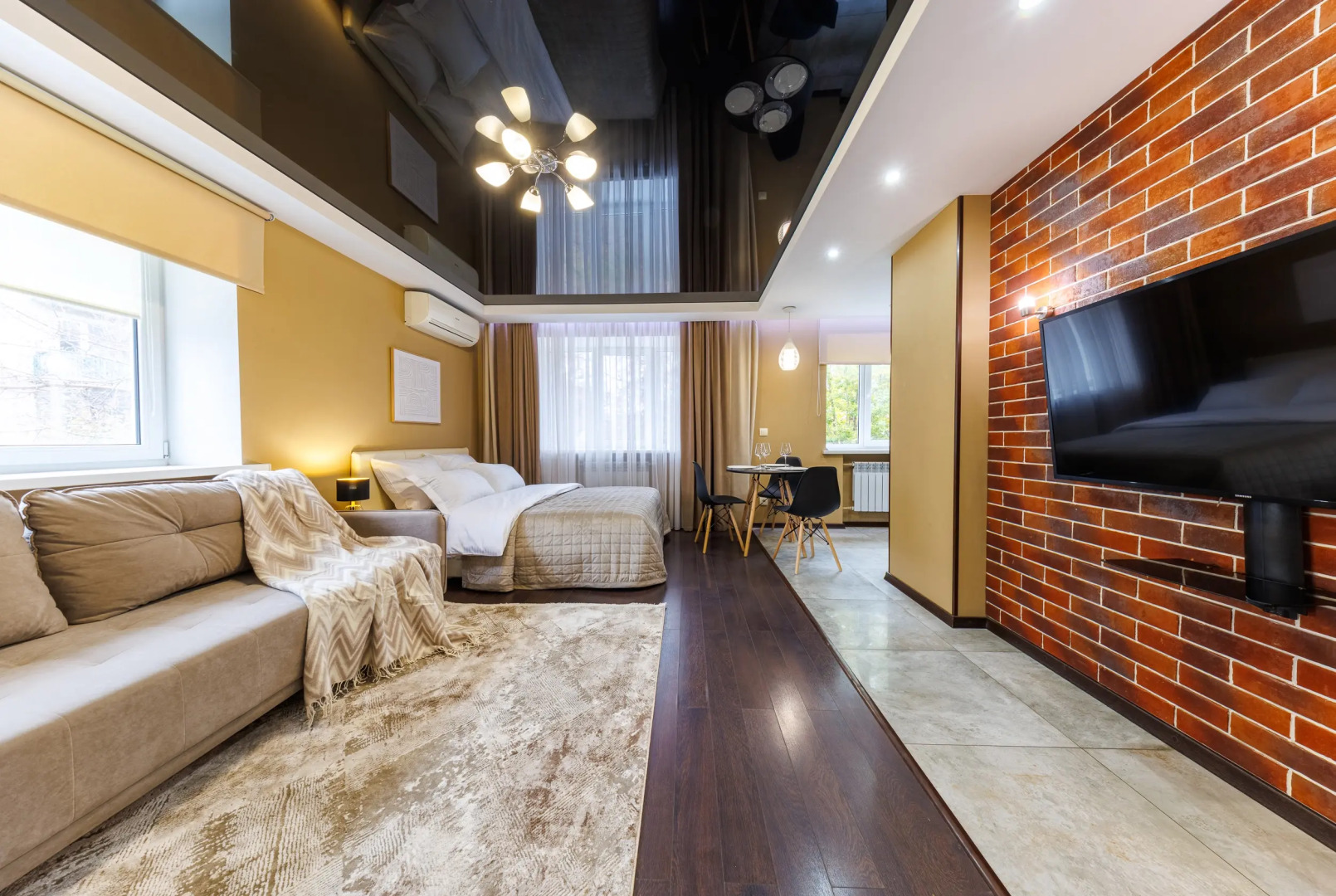 Квартира на Свободы 60