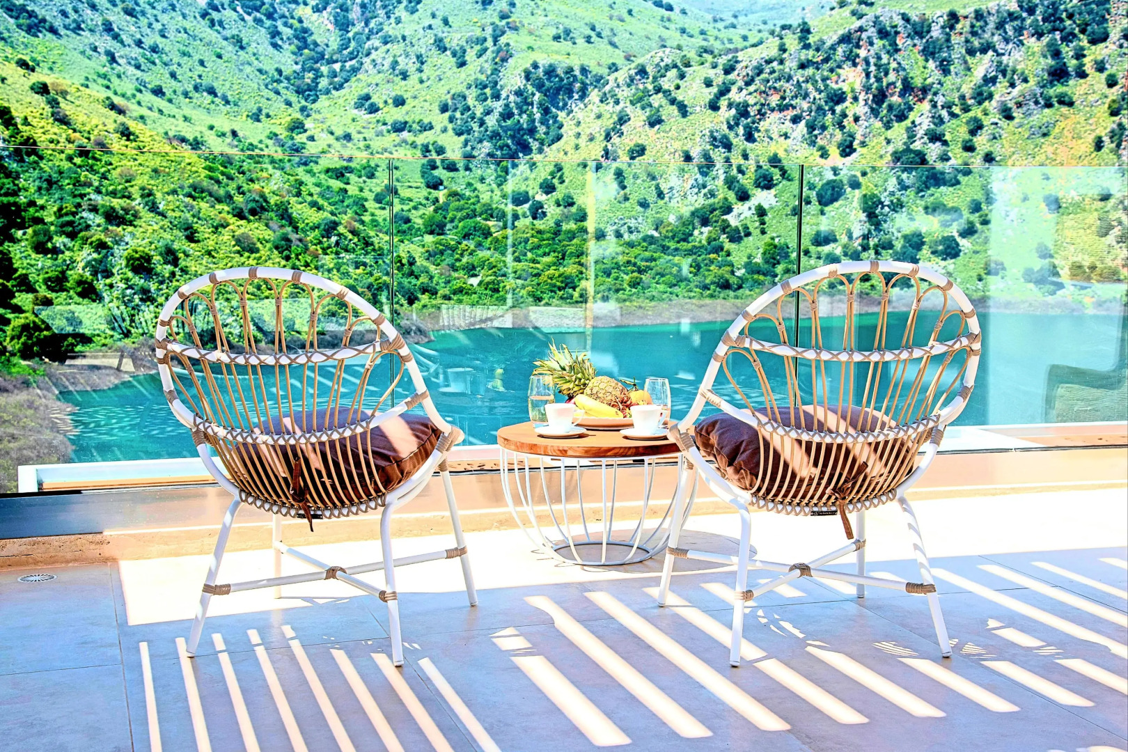 Вилла Blue Lake Heated Pool