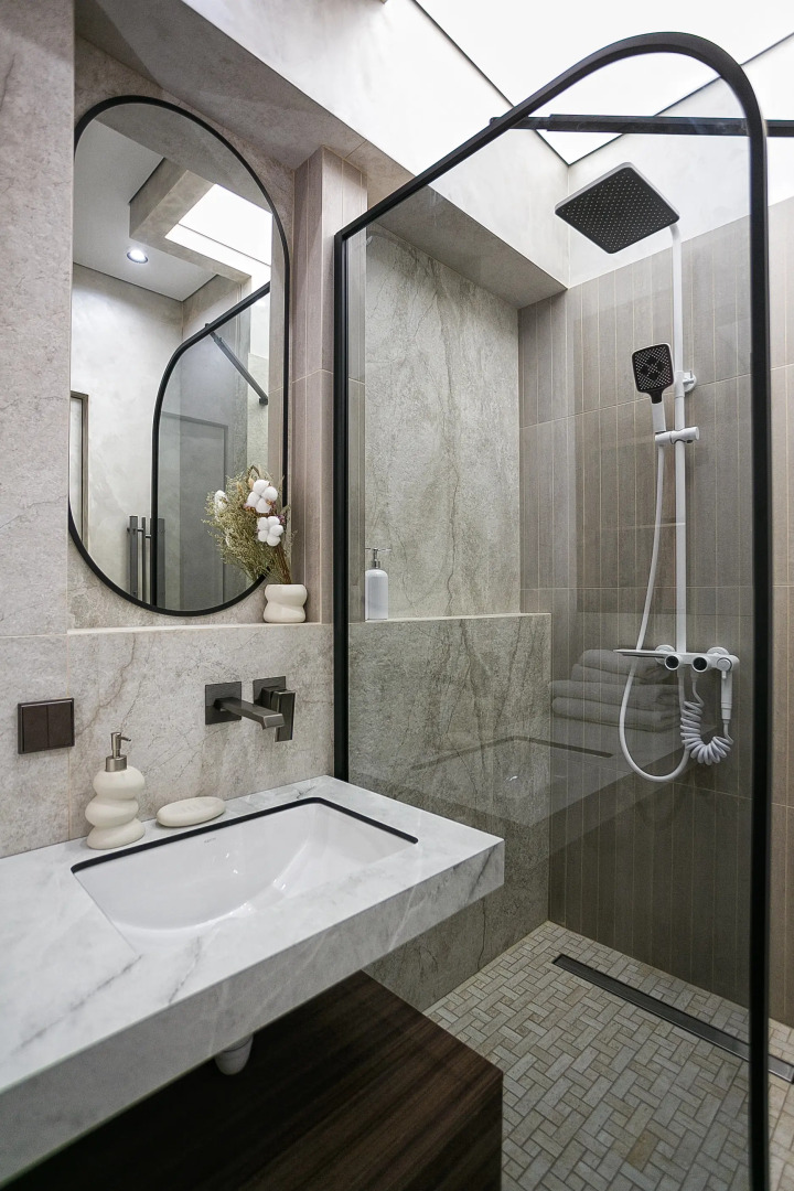 Апартаменты Студия с террасой и видом на море в Скай Плаза 3