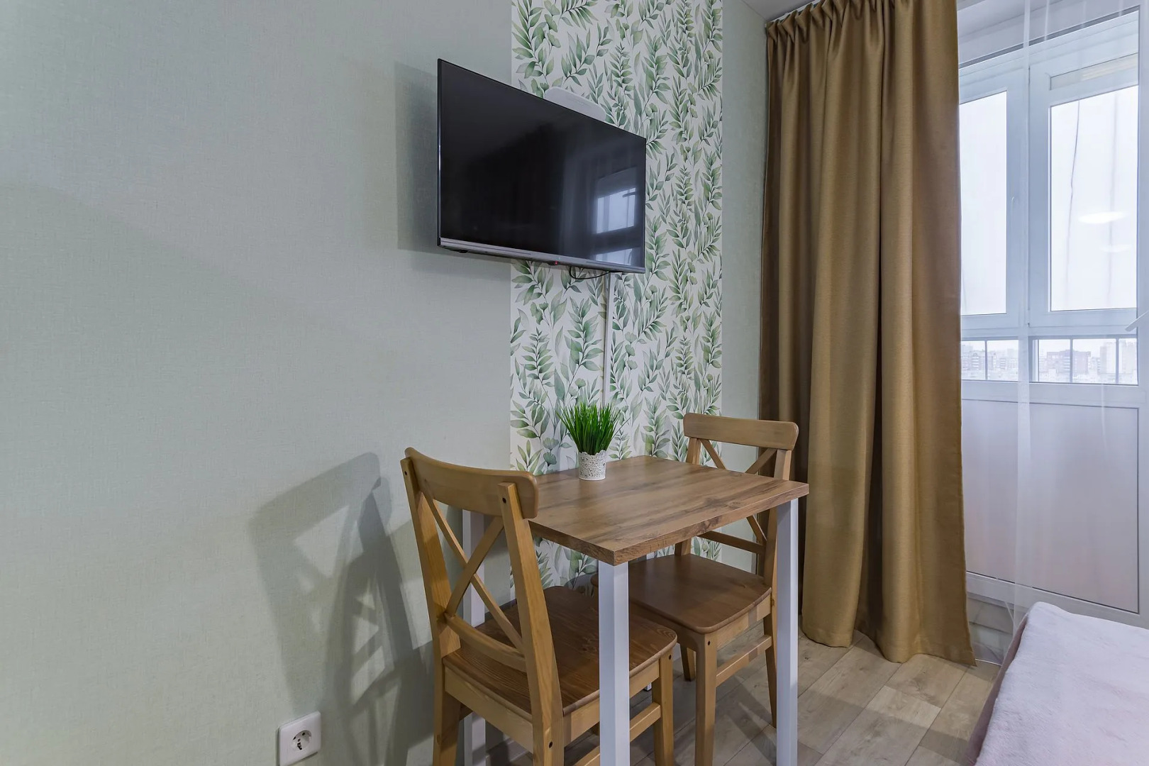 Квартира студия на Бурнаковской 97