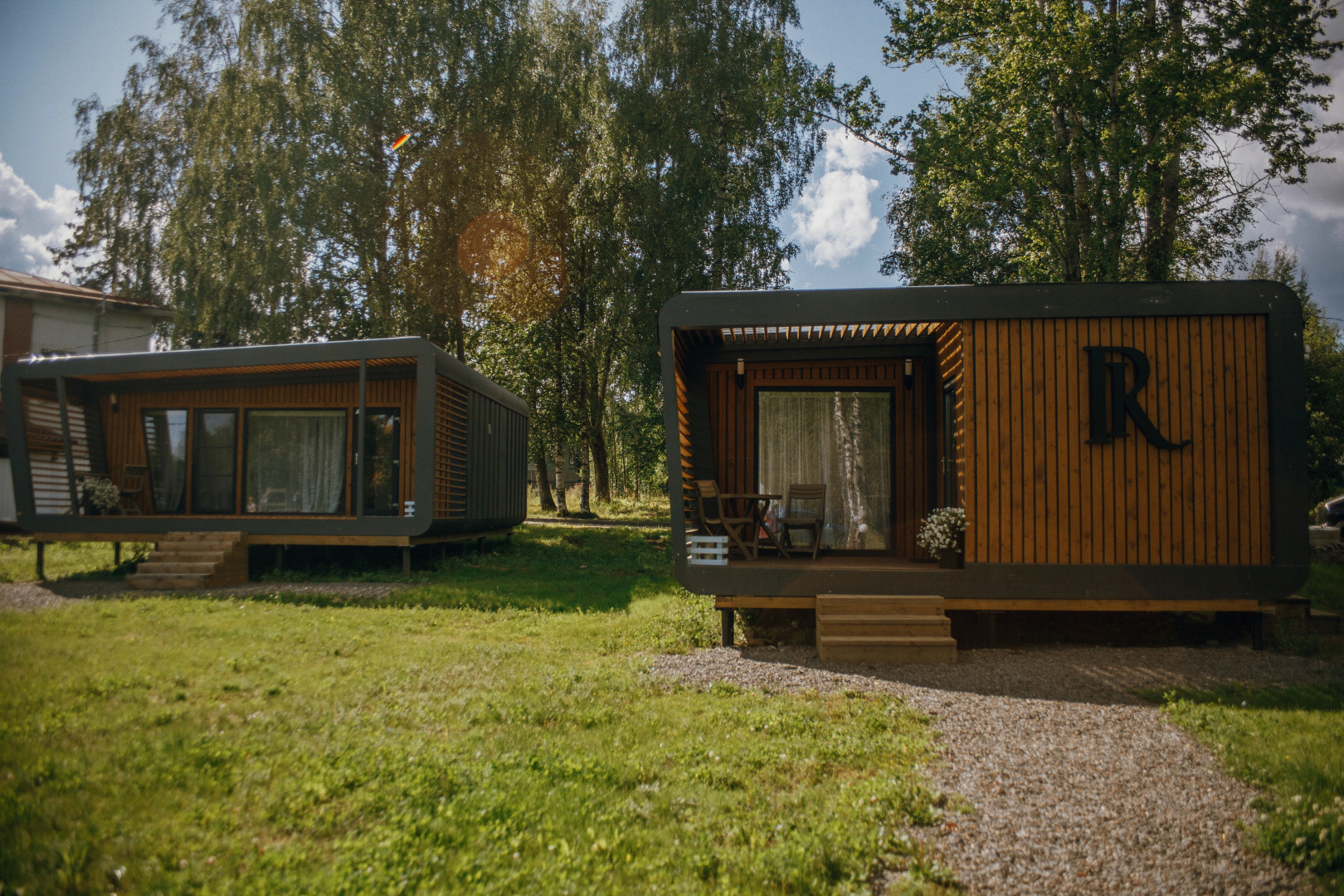 Отель Карлен