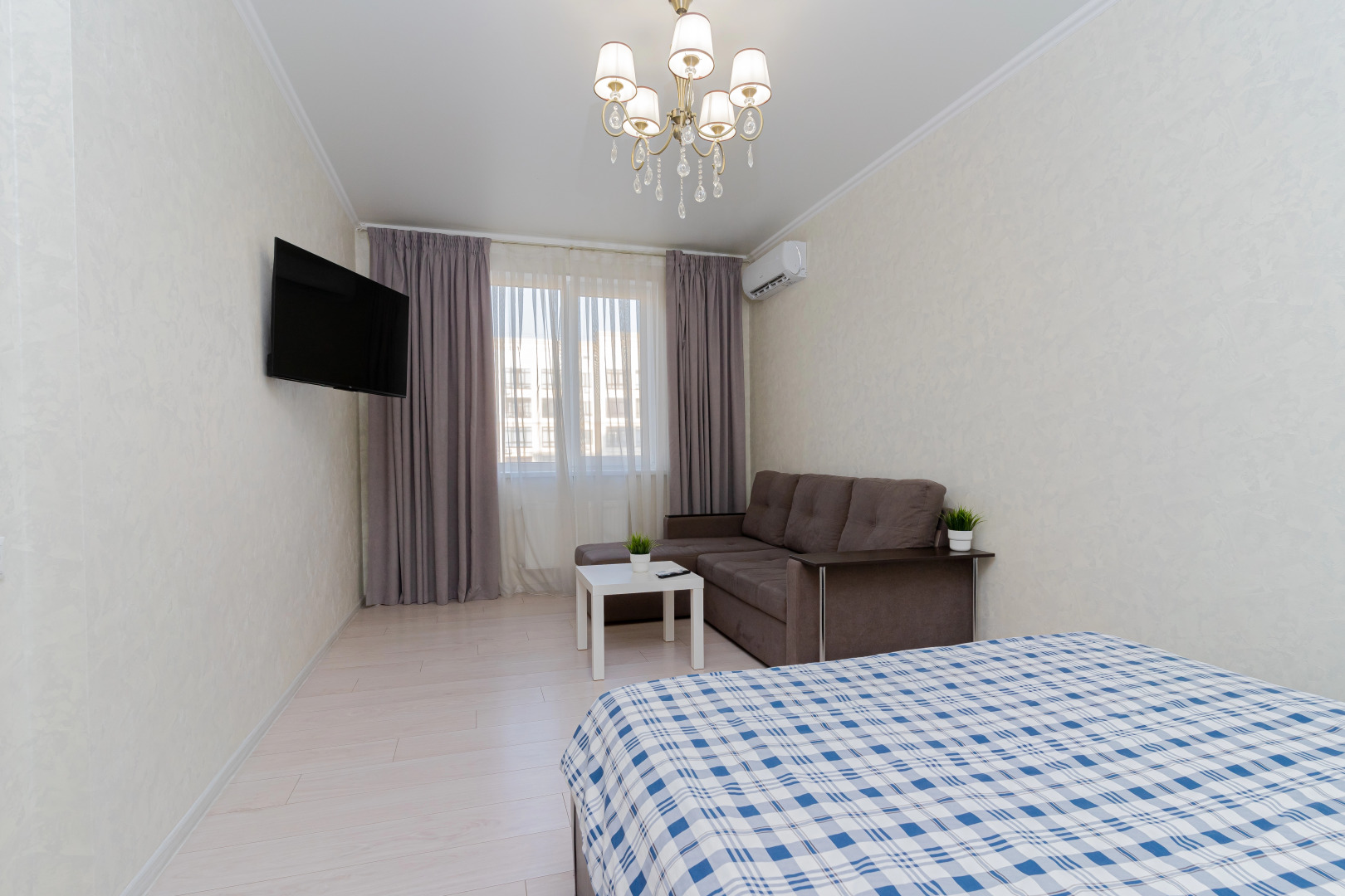 Квартира ЛЮКС Посуточно в ЖК Жигулина Роща