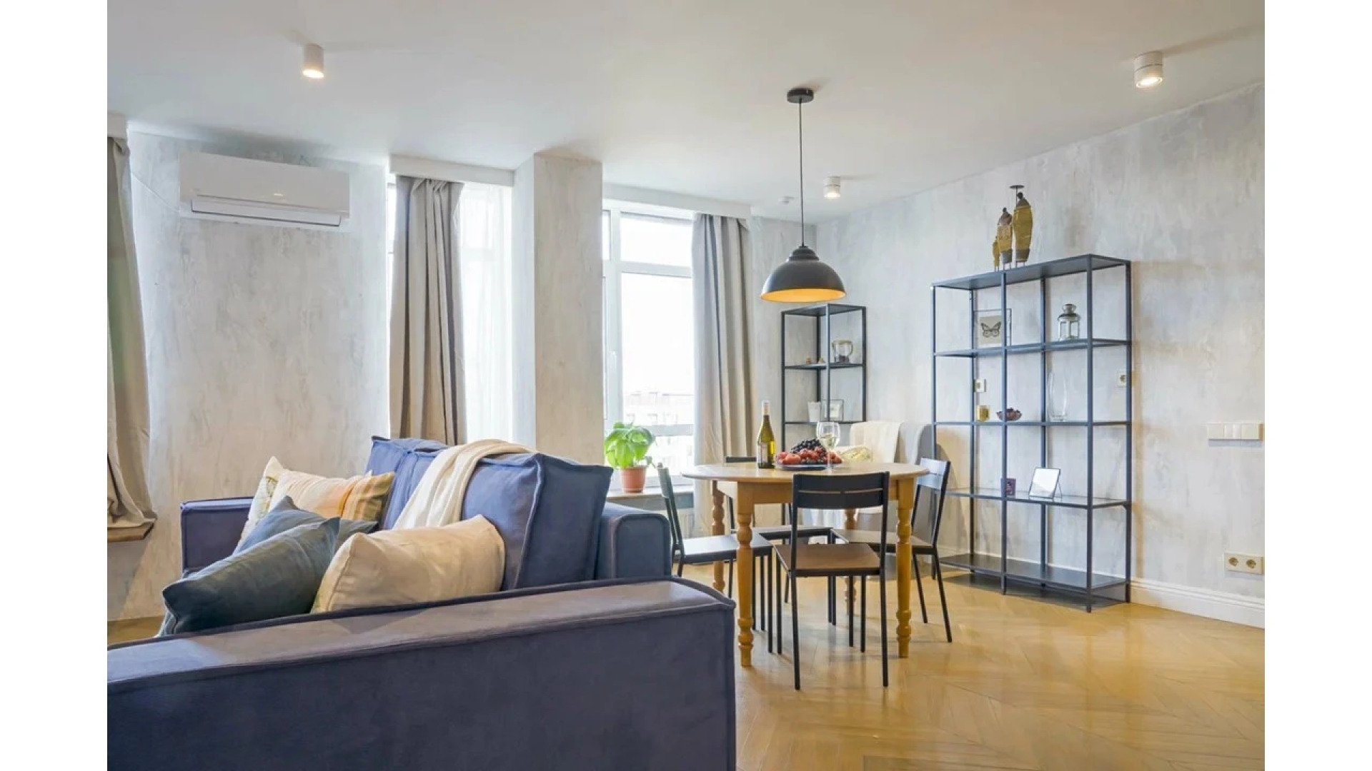 Апартаменты Стильная квартира с террасой на крыше в Пушкине