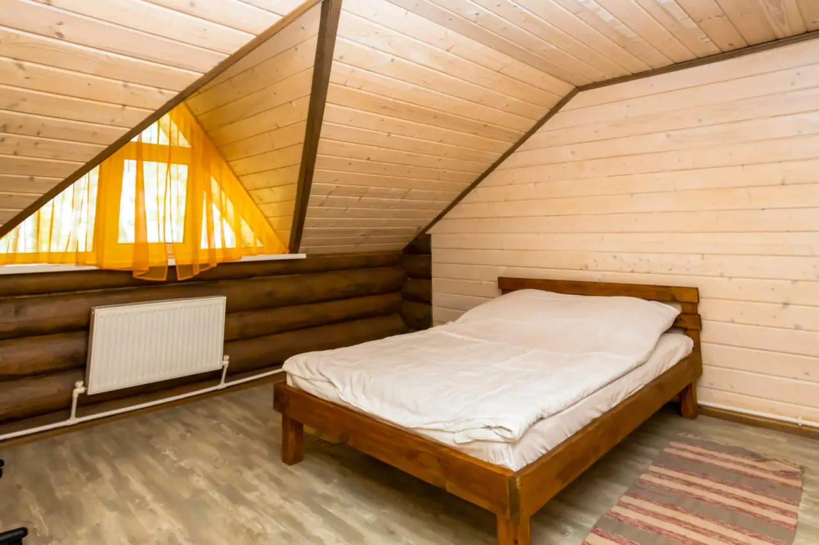 Частный дом в лесу у реки Пра с банным чаном