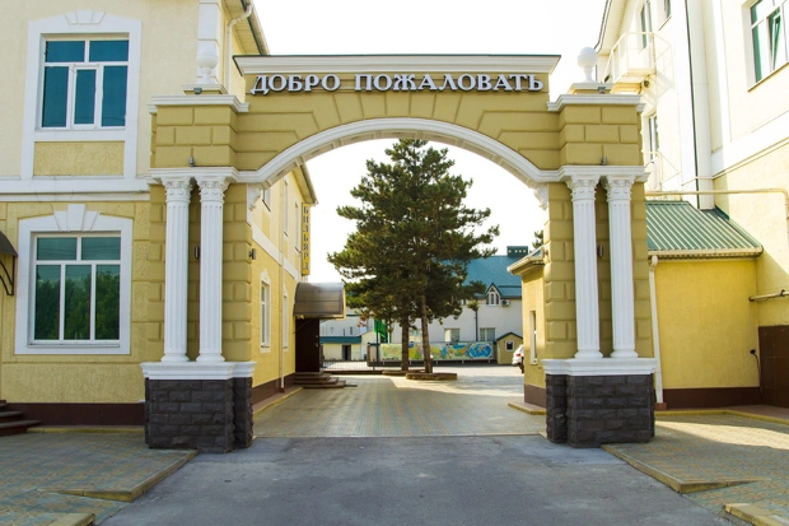 Отель Эдельвейс