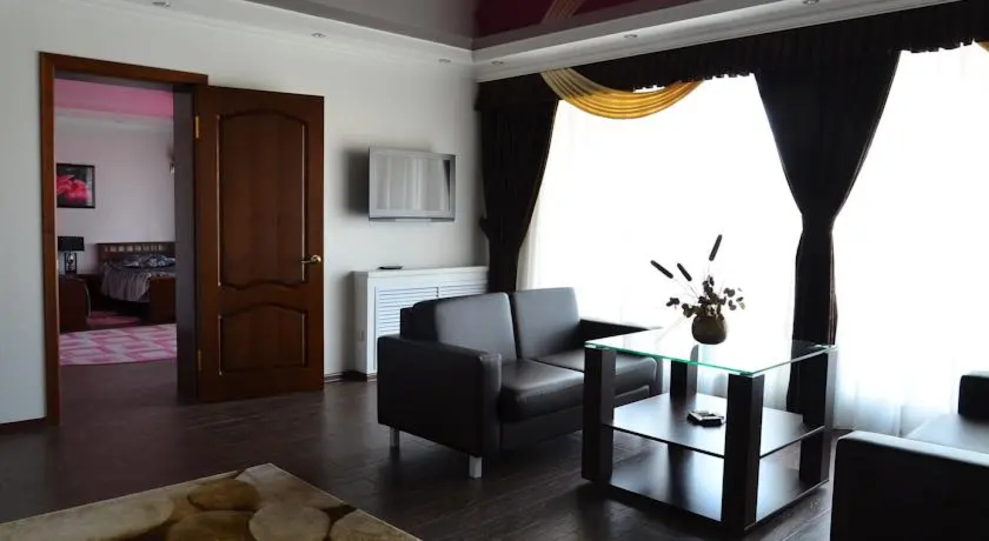 Отель Россия