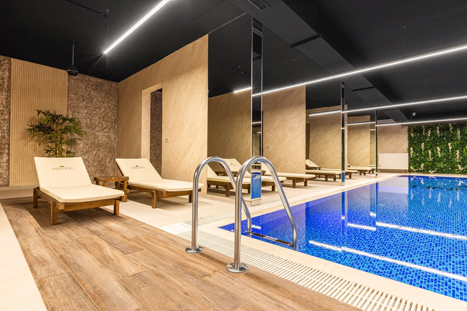 Апартаменты Sunny Side Wellness Resort & Spa