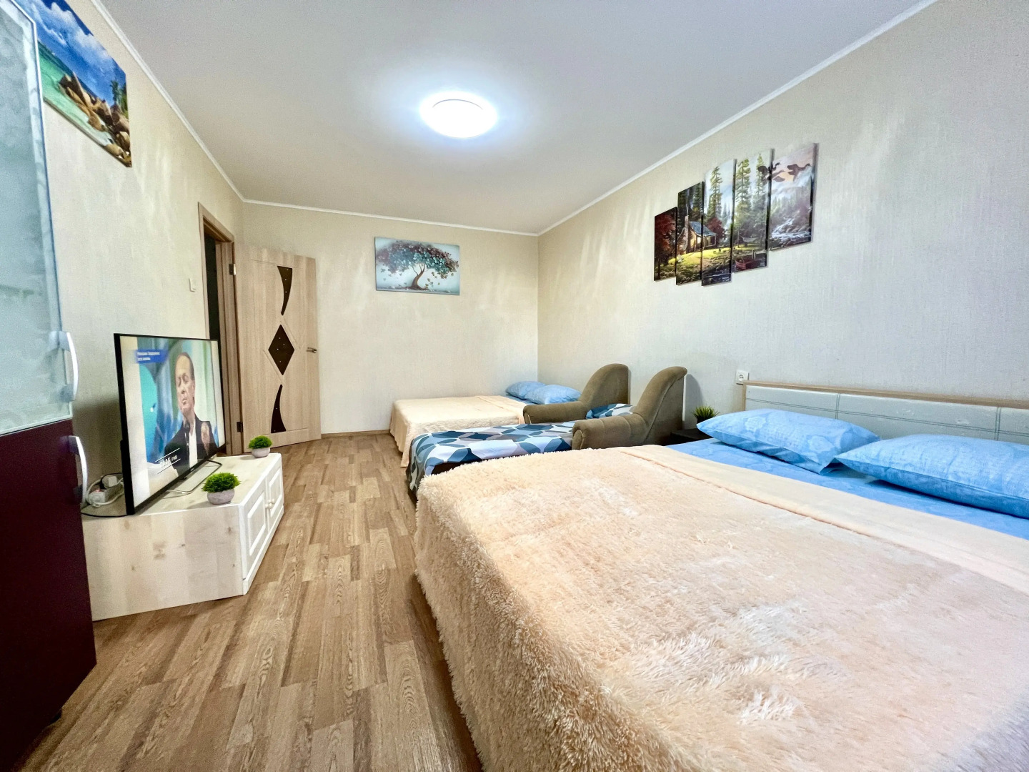 Апартаменты двухкомнатные (на Ново-Вокзальной 257А)