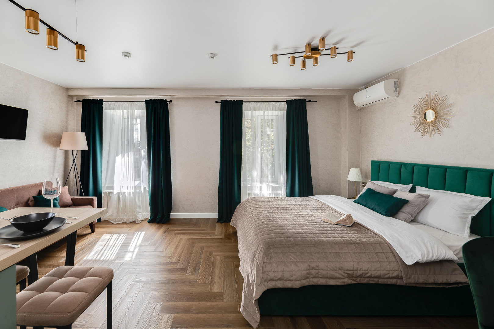 Апартаменты Изумруд Бауманская