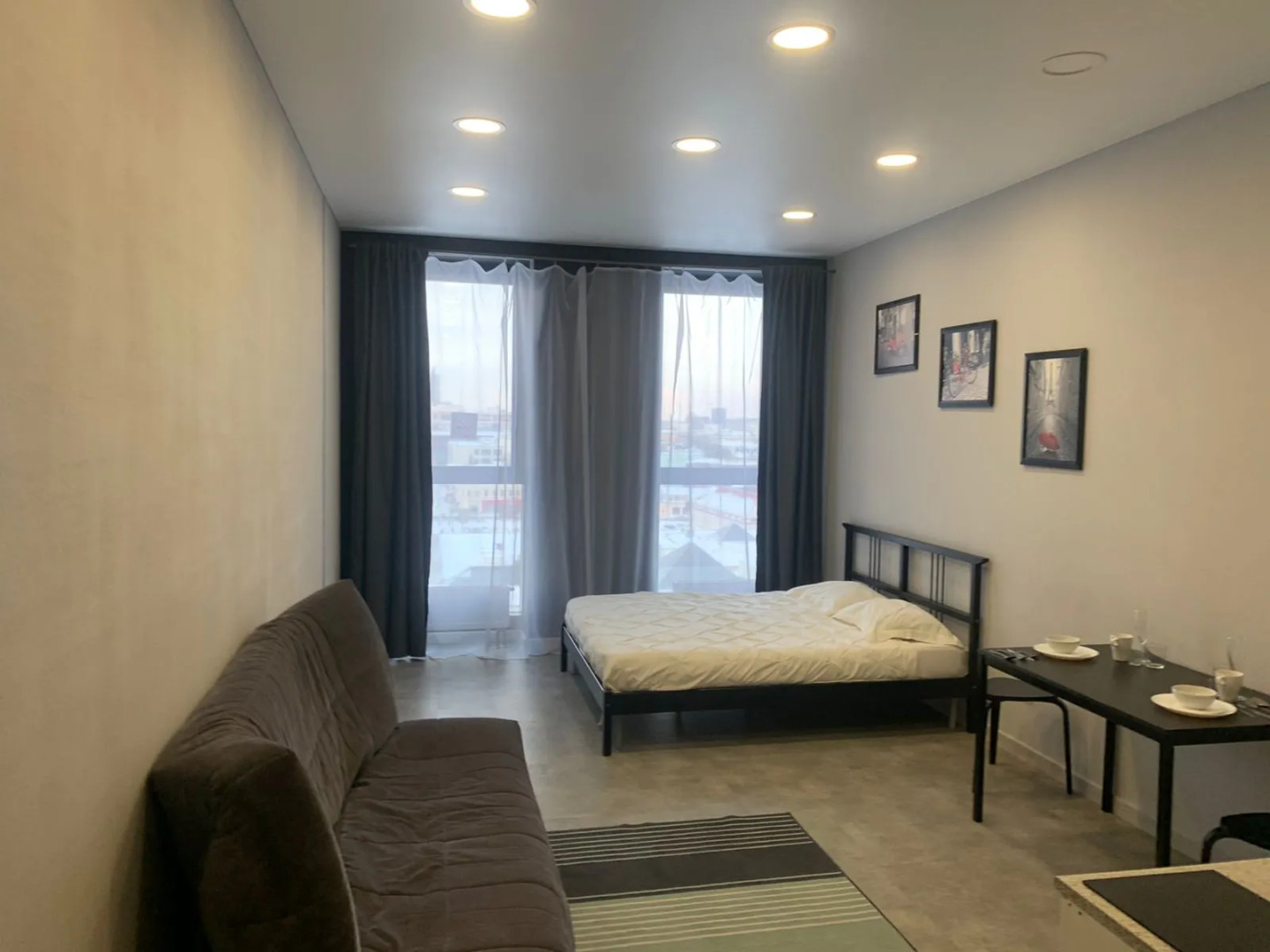 Апартаменты на Верхнеторговой 4