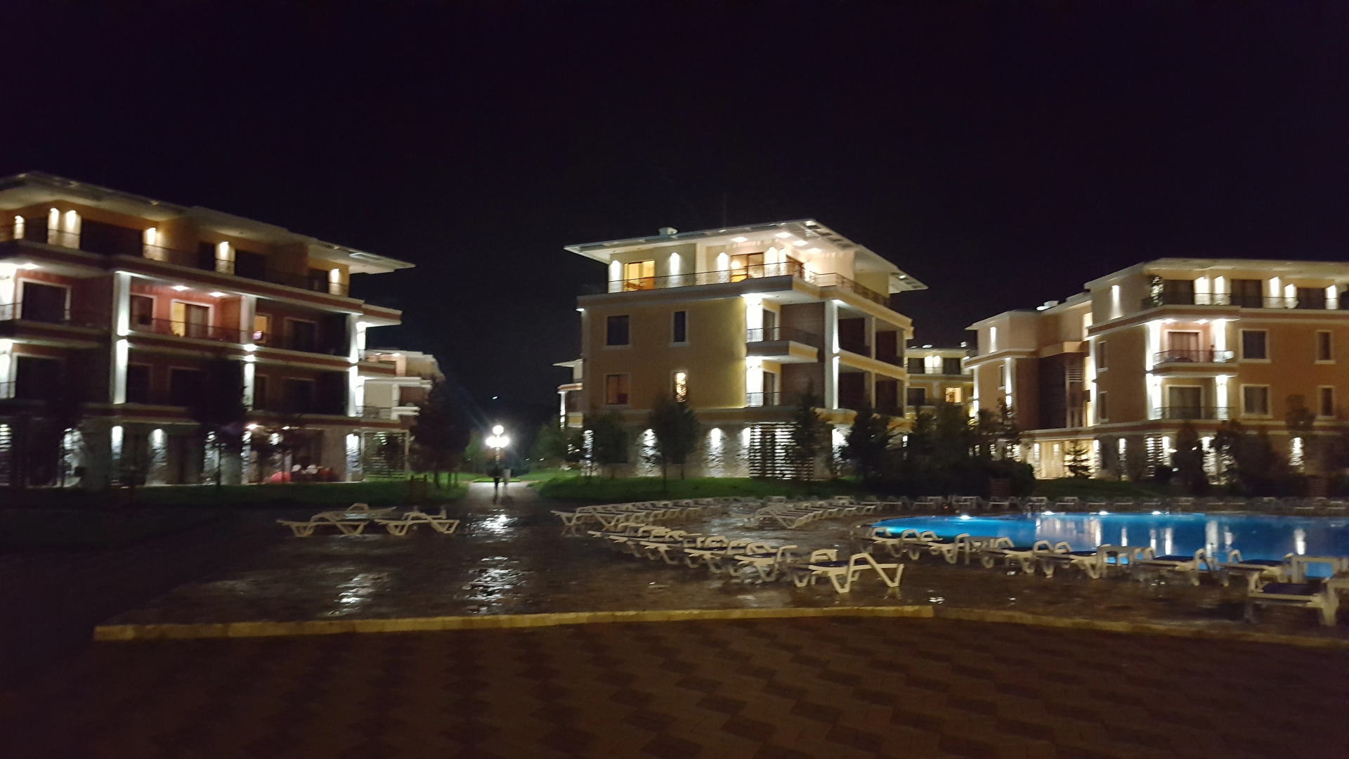 Апартаменты Dream Land Apartments