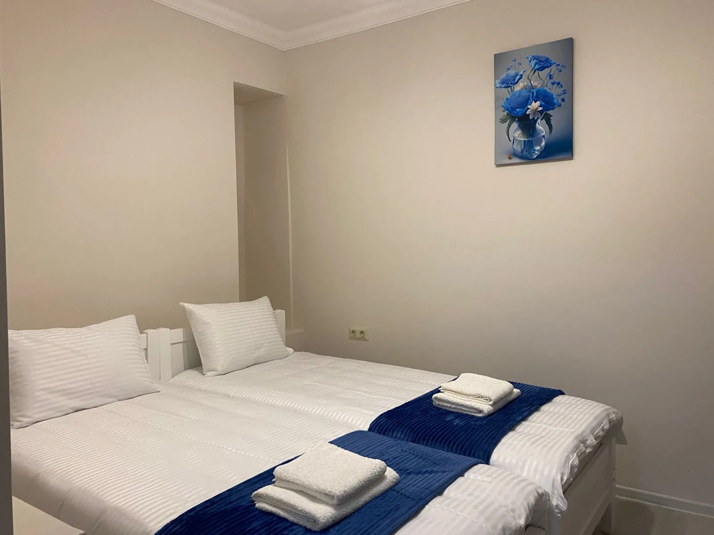 Мини-отель Cultural Crossing Hotel