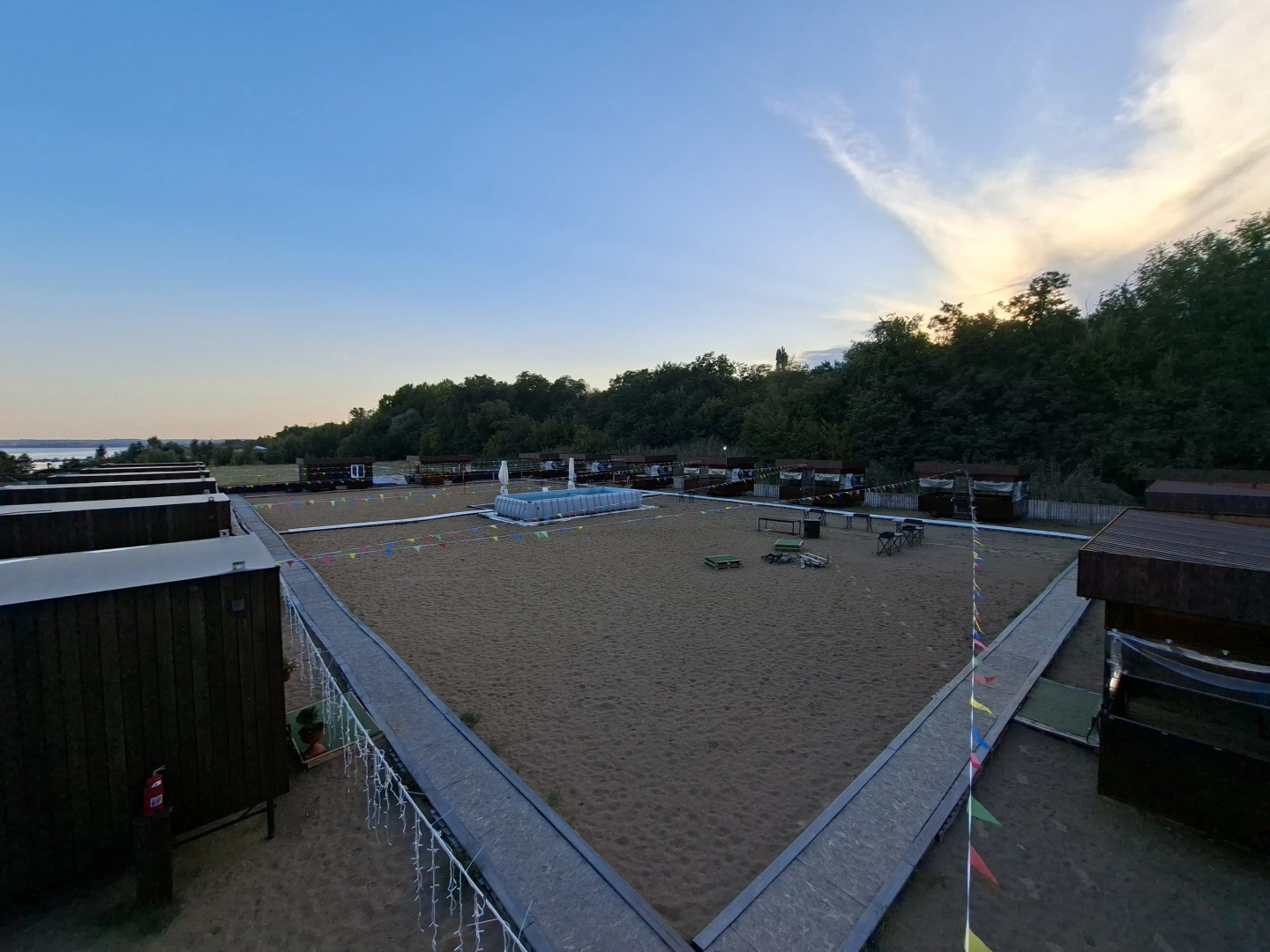 Глэмпинг Солнце, воздух и вода