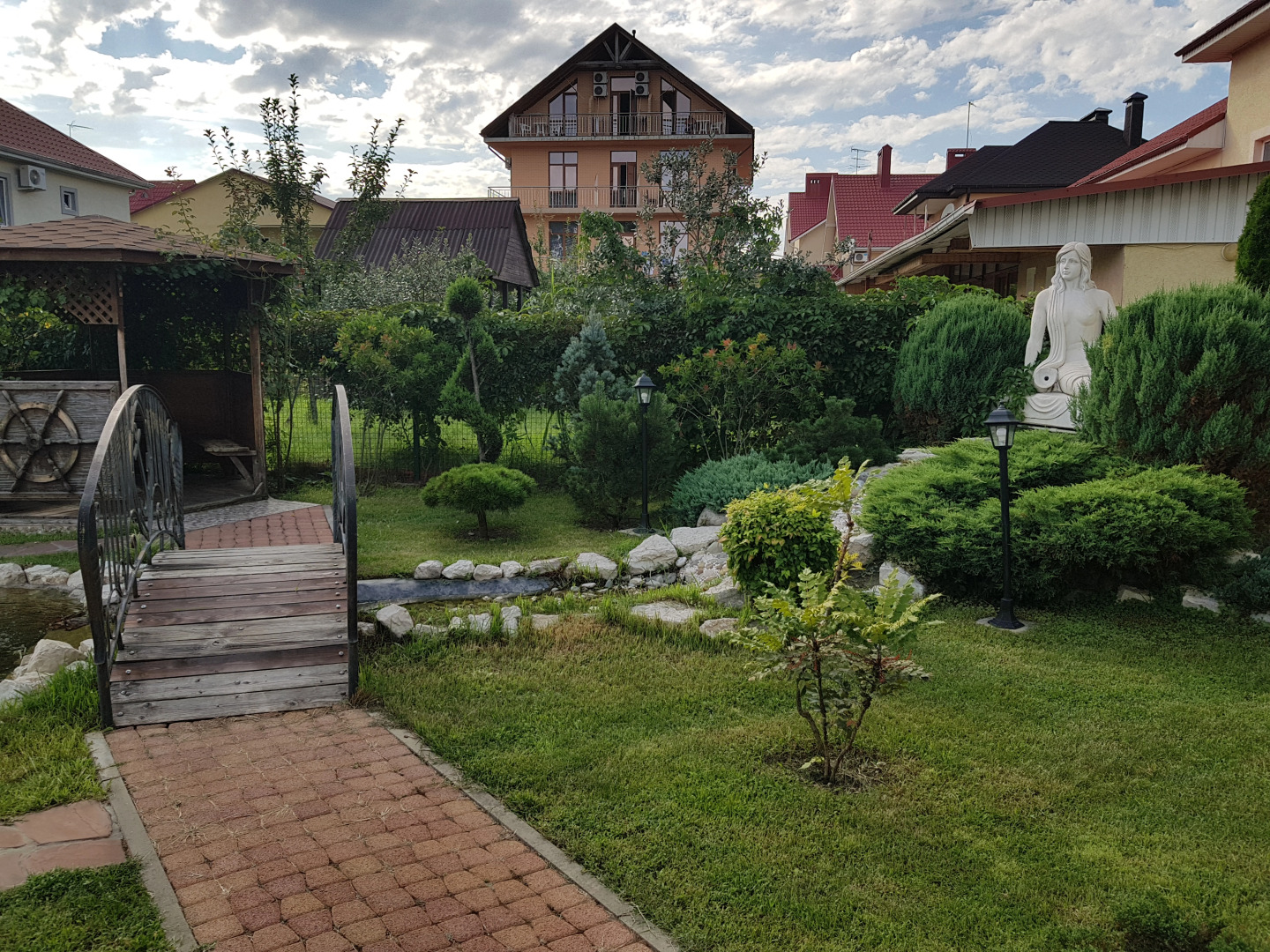 Меблированные комнаты Паруса