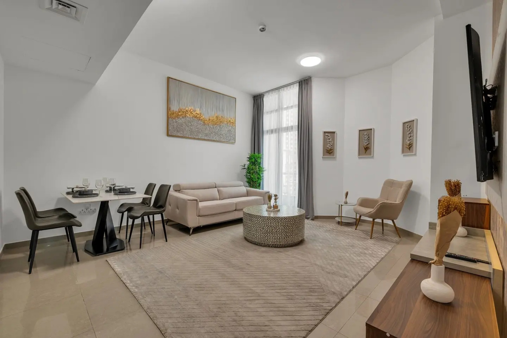 Квартира Уютная с 1 спальней в районе Дубай Марина