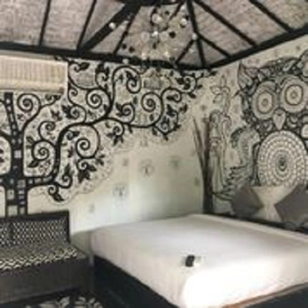 Отель The Privilege Ezra Beach Club