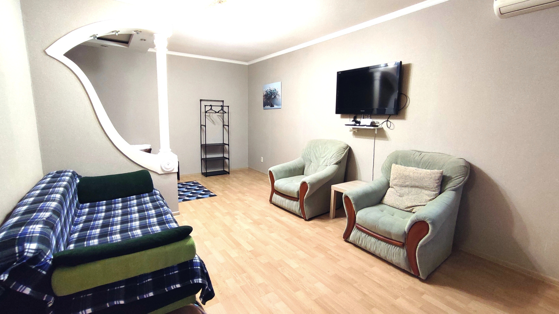 Квартира ЦЕНТР ГОРОДА Красная 6 этаж 8