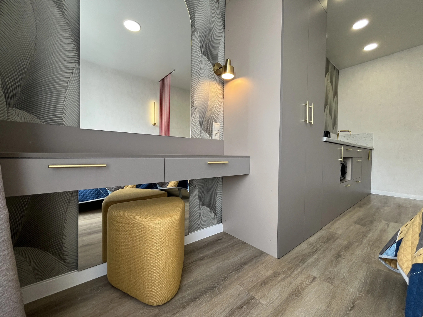 Апартаменты Unique Apart Листва в элитном ЖК рядом со Знаменским Собором и Губернаторской кадетской школой МЧС на Мичурина 58/1