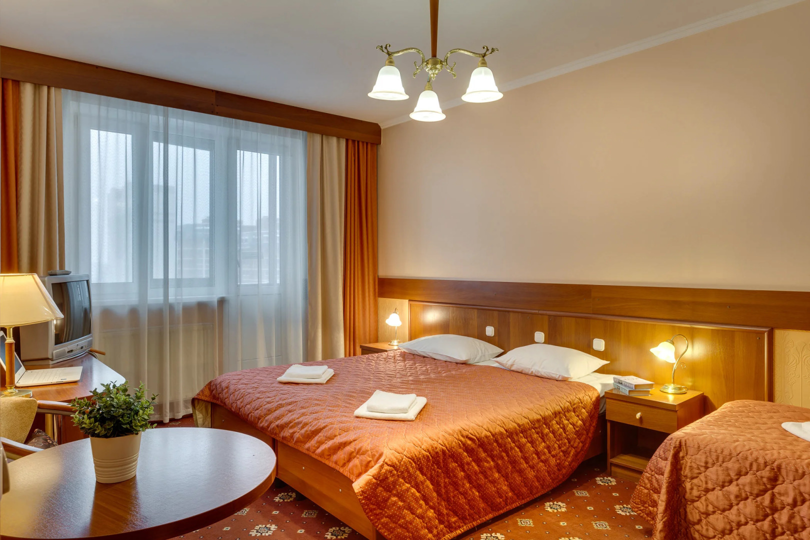 Апартаменты с 3 спальнями Oрехово (Дом у Парка)